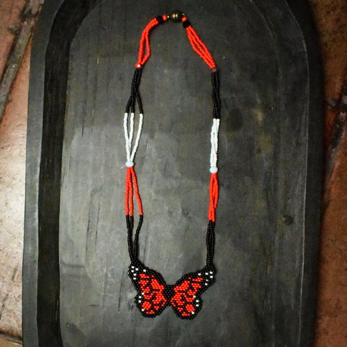 WHOLESALE Mariposa Short Beaded Necklace