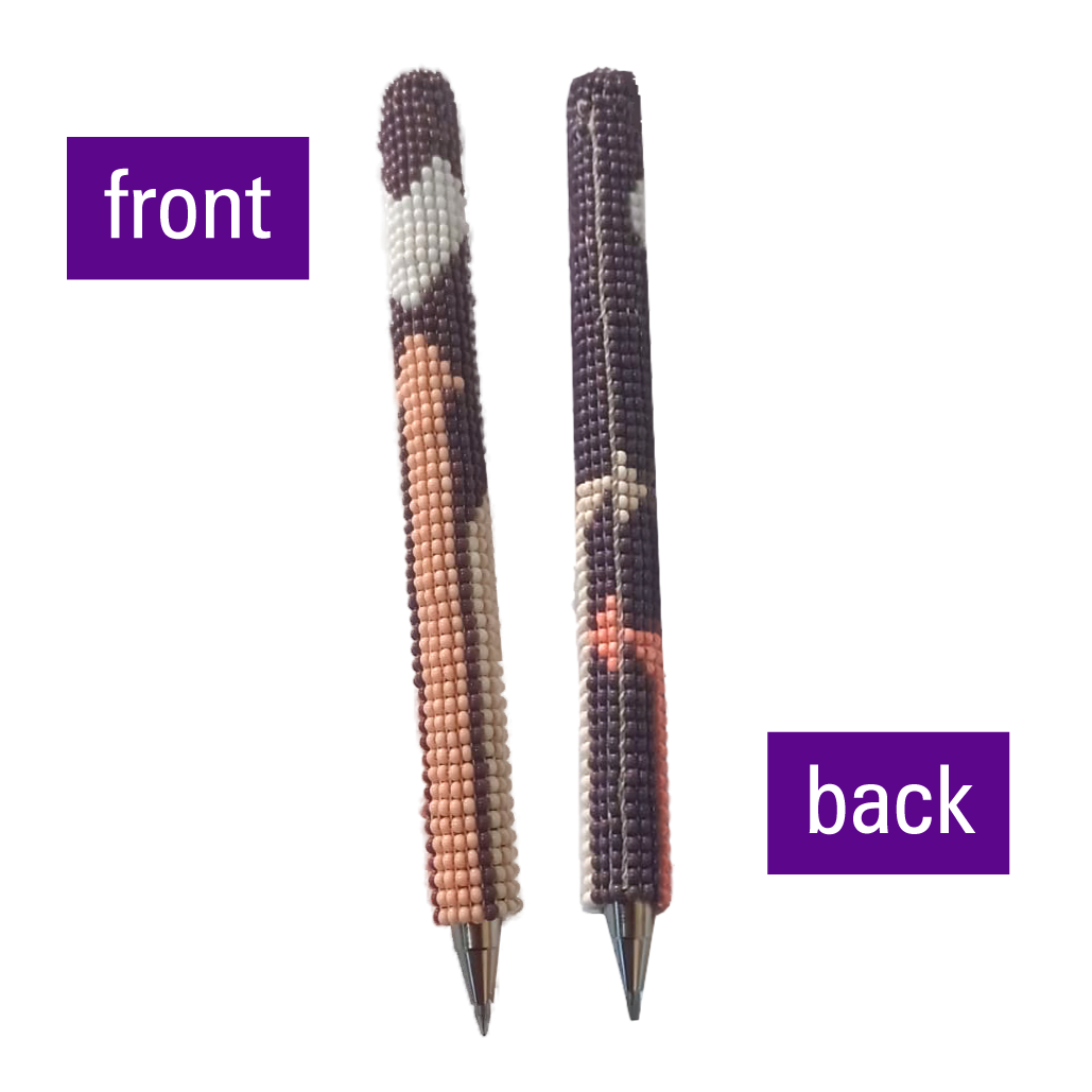 Beaded pen: front and back view