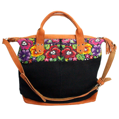 QUICK SHIPPING 📦📩 - Huipil Travel Bag